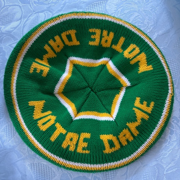 Notre Dame Knit Golf Cap - Picture 2 of 3